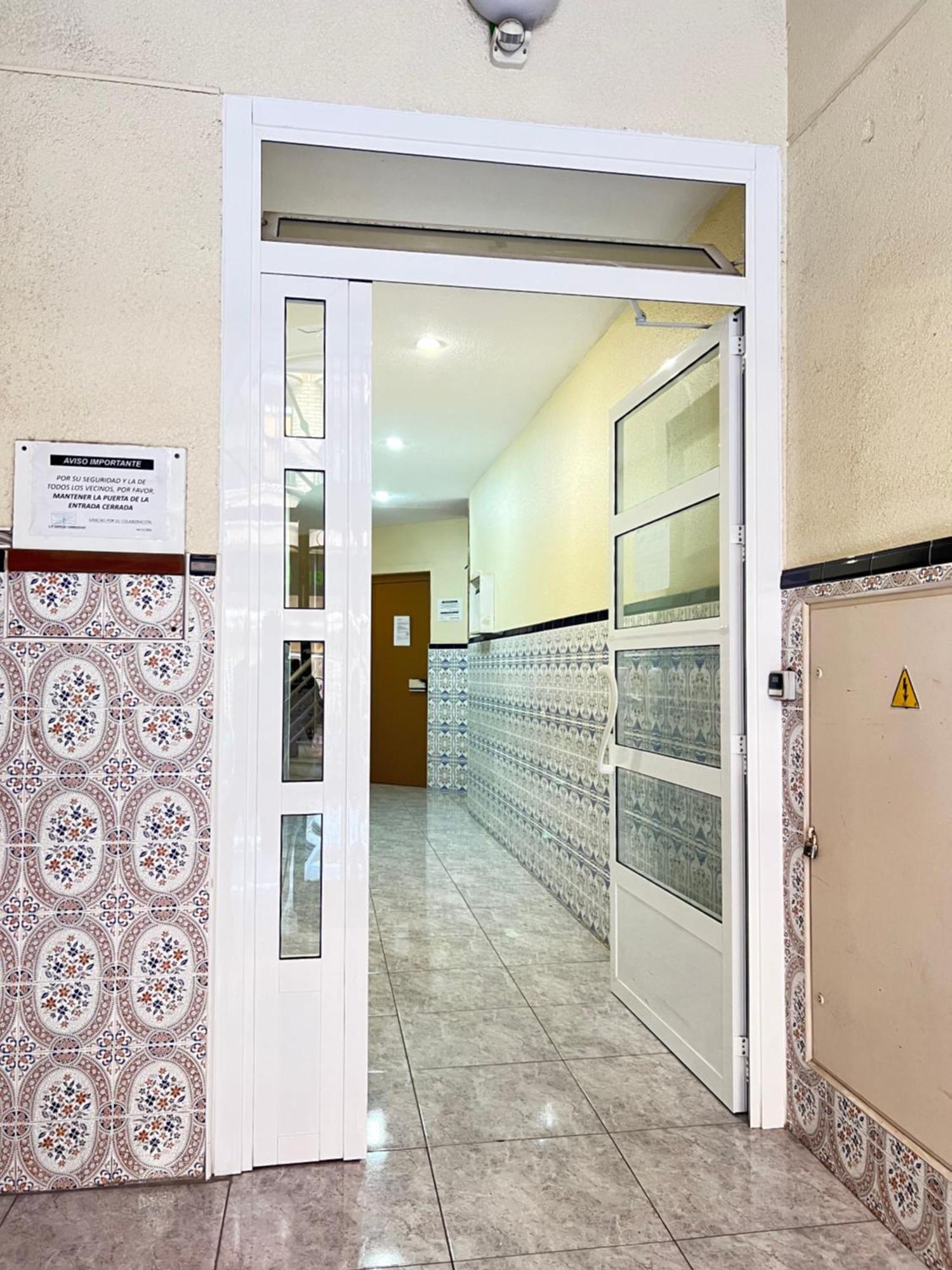 Renovated Cosy Studio 350 M Playa Del Cura, With Official Touristic License Торевиеха Екстериор снимка